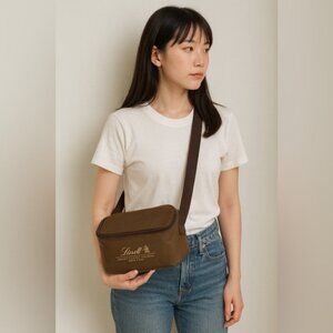 Lindt Maître Chocolatier Suisse Depuis 1845 Brown Insulated Cooler Bag Medium